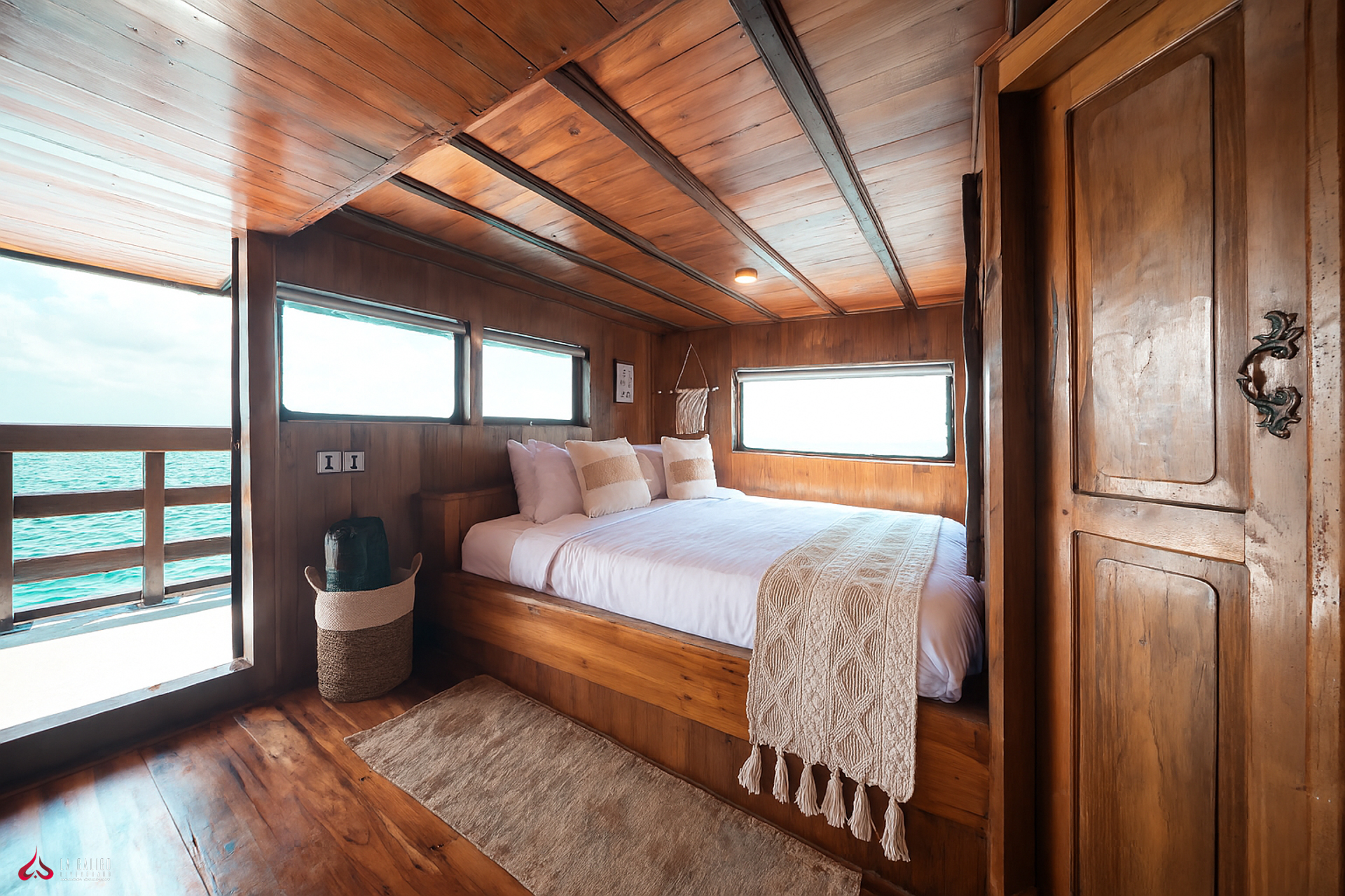 tropical-seas-la-galigosuite-bed