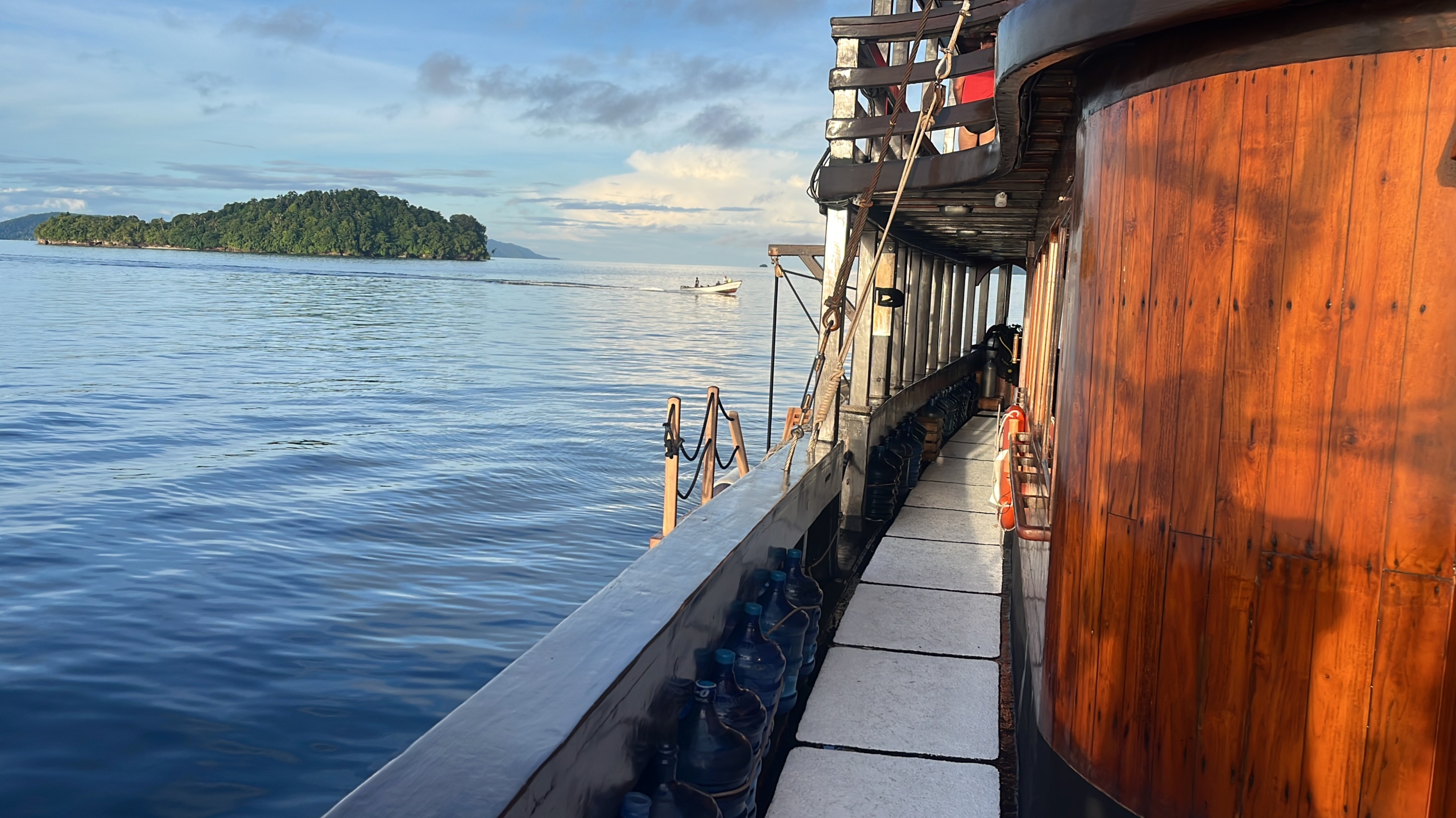 tropical-seas_post_reisebericht-philippinen-copy-Tropical-seas-la-galigo-snapshots-coco 49E6B66D-0E2C-418C-A97A-2156112F9148