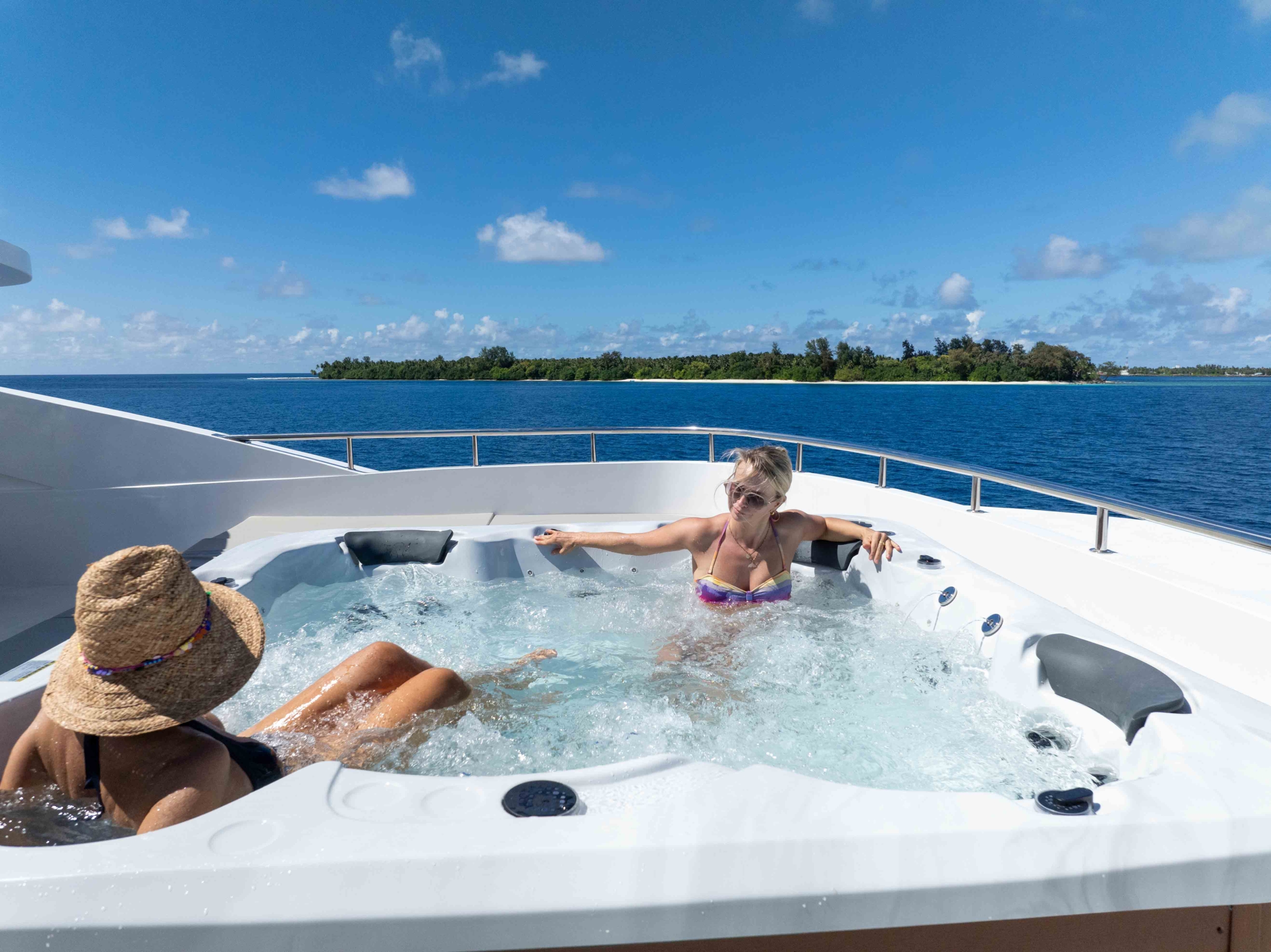 tropical-seas_tropical_schiffe_princess-maani-25
