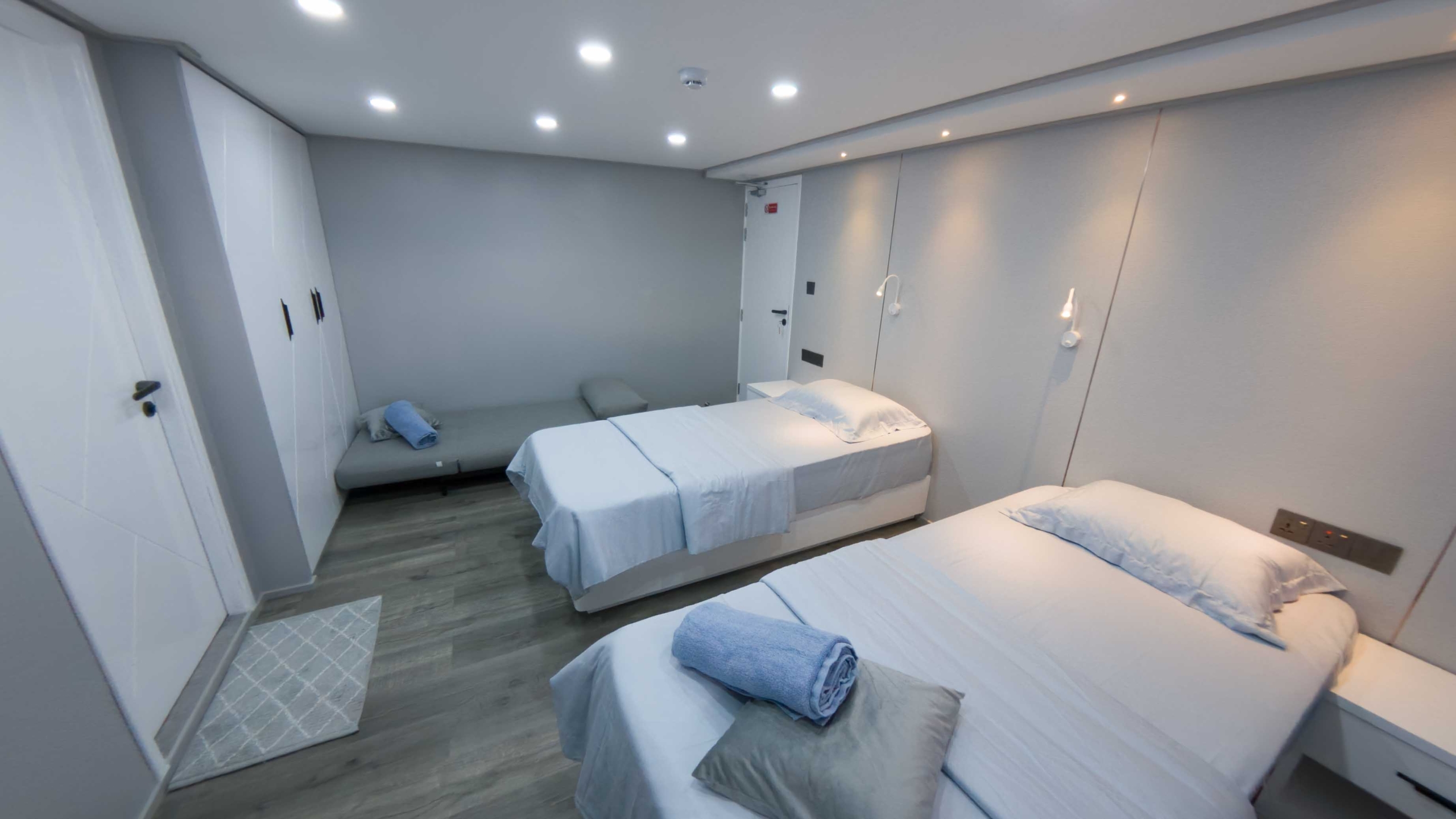 tropical-seas_tropical_schiffe_princess-maani-copia-di-101_superior_cabin_lower_deck_3rd_bed